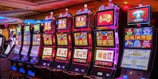 Live Casino dengan dealer nyata dan permainan interaktif